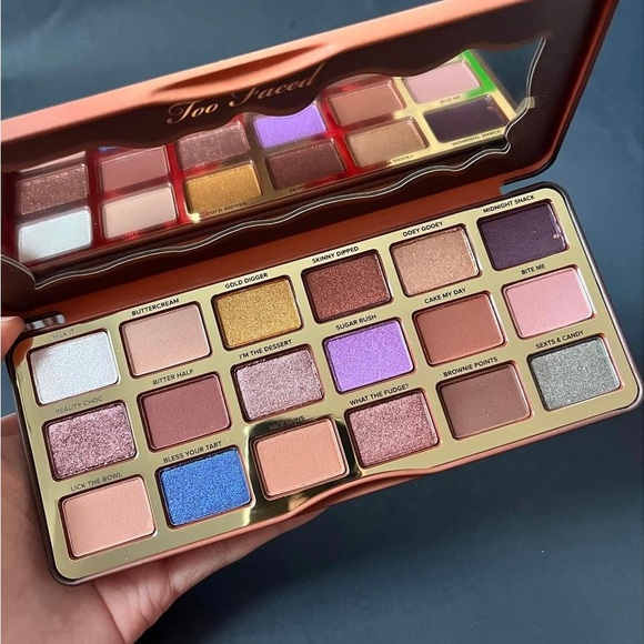 Too Faced Better Than Chocolate Eyeshadow Palette - Picture 3 of 7